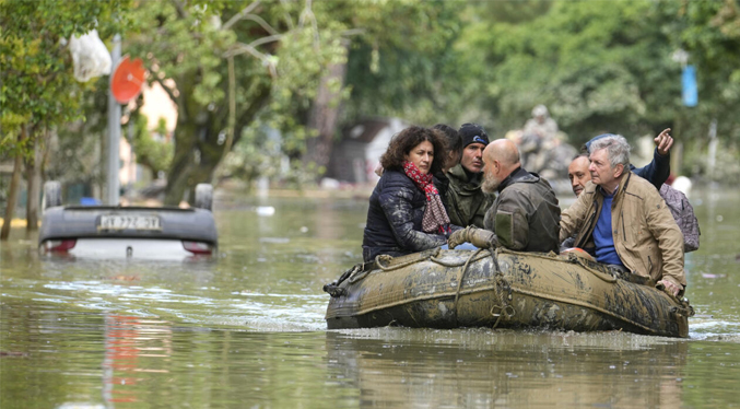 Inundaciones y deslizamientos de tierra en el norte de Italia tras fuertes lluvias