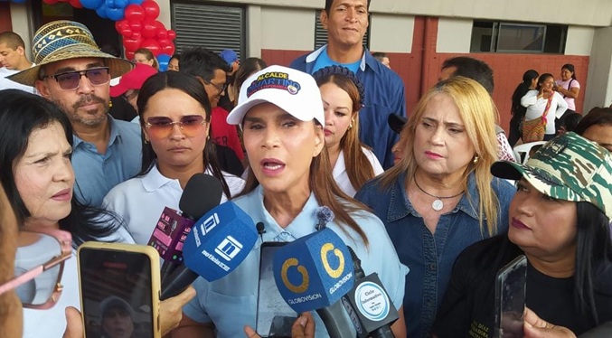 Con jornada Soy Venezolano, la Alcaldía de Maracaibo otorga actas de nacimiento extemporáneas a niños