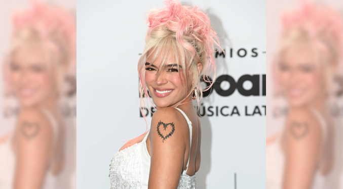 Karol G, invitada de honor del cabaret parisino Crazy Horse