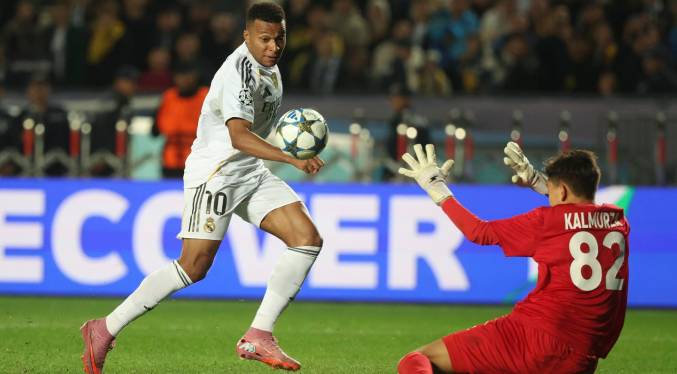 Mbappé conquista Asia y acalla los tambores de crisis