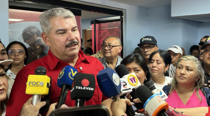 Gobernador Caldera activa dos pabellones y cinco camas UCI en el HGS, además entrega una ambulancia de soporte avanzado