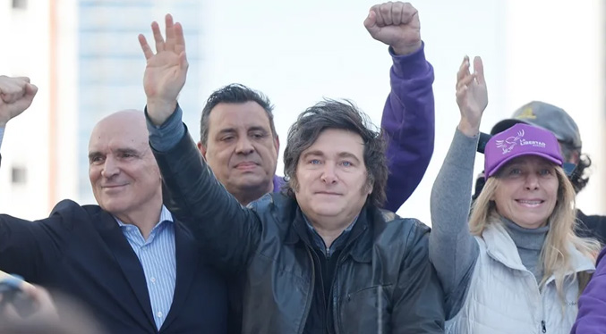 Milei cierra la campaña en la provincia de Buenos Aires pese a las advertencias de seguridad