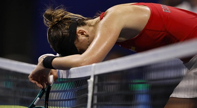 Una gran Badosa no puede con Svitolina y España se queda fuera del torneo