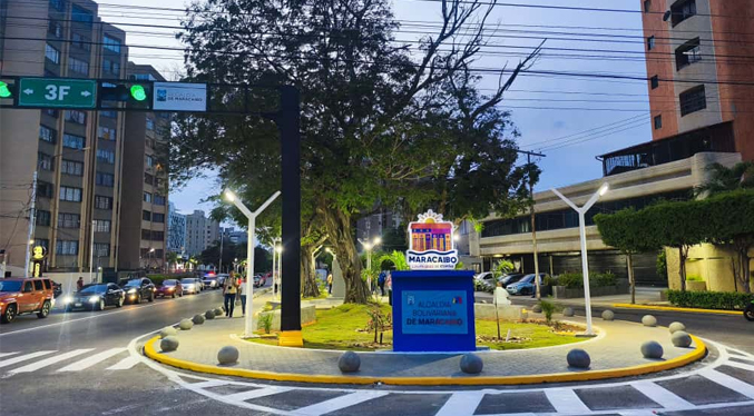 Alcaldía entrega plazas Jóvito Villalba y Louis Braille totalmente restauradas