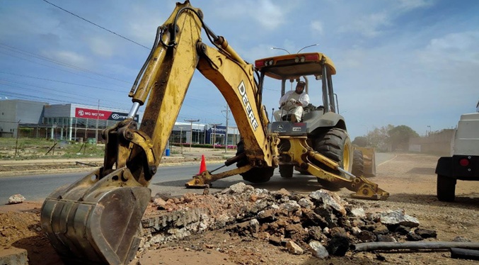 Alcaldía de Maracaibo repara fuga de gas que afectaba distribución a mil familias en la parroquia Juana de Ávila