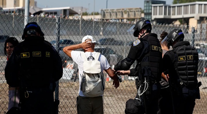 El Supremo de EEUU permite arrestos migratorios en Los Ángeles tras recurso de Trump