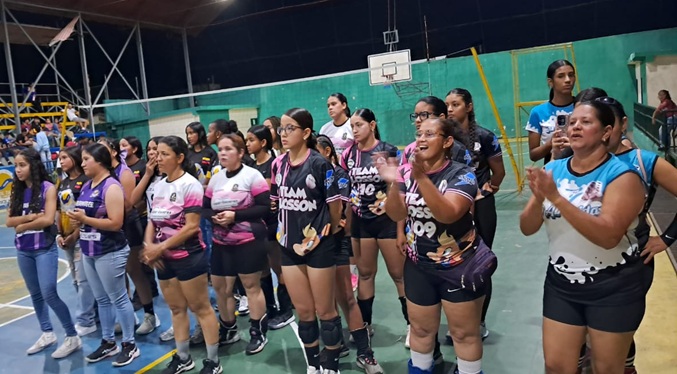 Inicia en Machiques al Tercer Campeonato de Voleibol Femenino y Masculino
