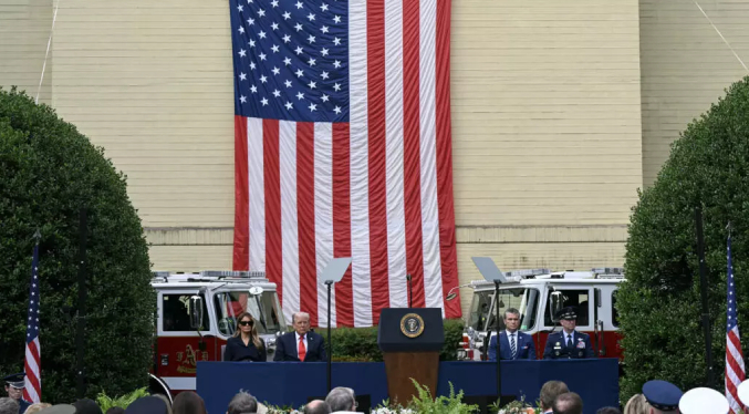 Nueva York conmemora los atentados del 11-S en medio de la división política