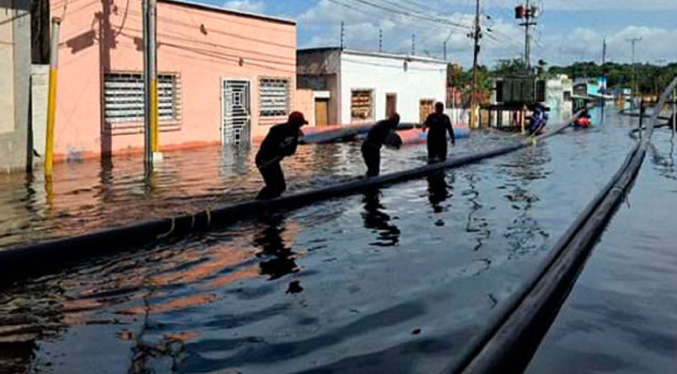 Comercios siguen inundados por desborde del Orinoco en Ciudad Bolívar