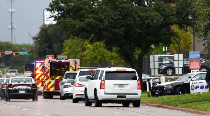 Dos muertos y un herido en ataque a centro de detención de migrantes en EEUU