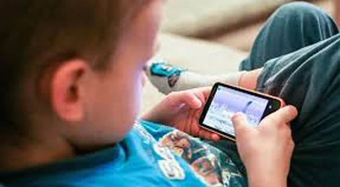 Iglesia mexicana pide prestar atención a la relación de los jóvenes con el mundo digital