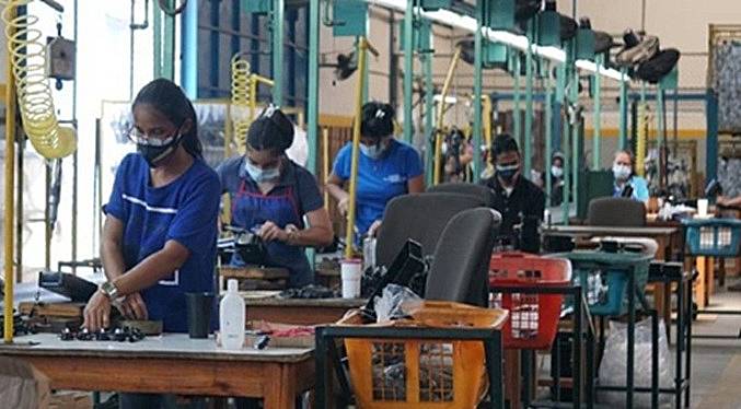 Reactivan planta de electrodomésticos con inversión nacional