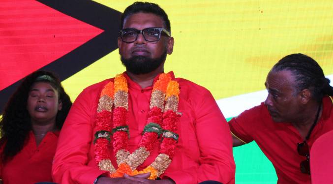 Irfaan Ali pide a sus seguidores «votar en masa» para revalidar la presidencia de Guyana