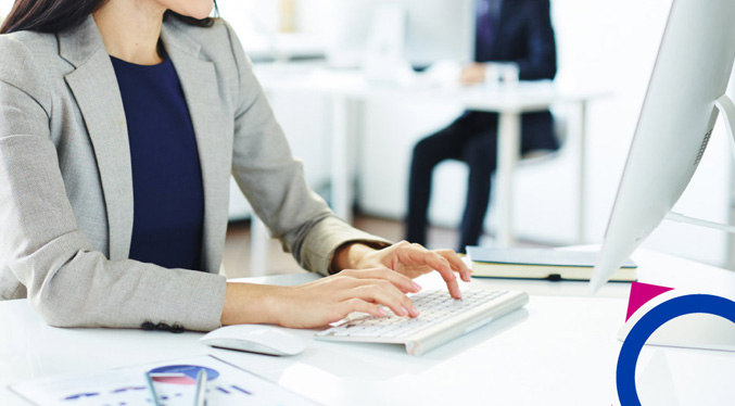 ¿Está la Inteligencia Artificial desplazando el rol de la secretaria?