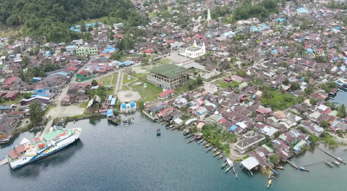 Sismo de magnitud 6,1 en el este de Indonesia