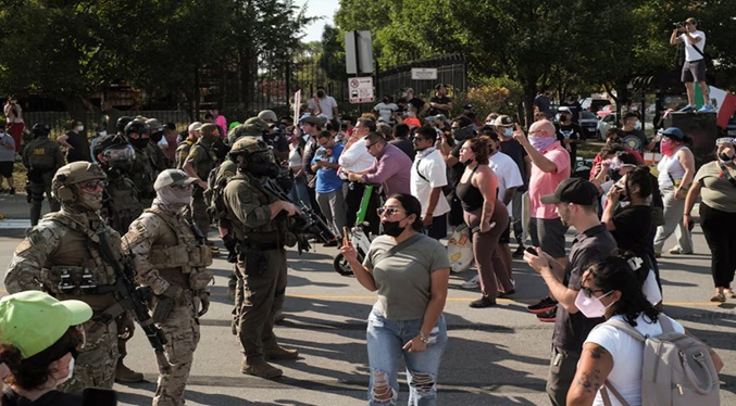 Trump pide encarcelar a líderes demócratas, mientras tropas preparan el despliegue en Chicago