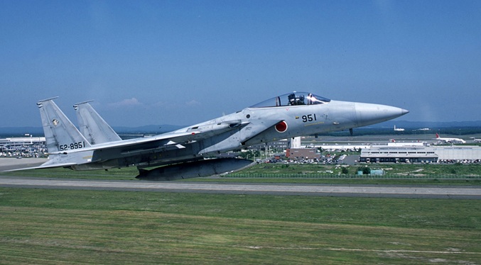 Japón envía cazas a monitorizar bombarderos rusos que volaron junto a su territorio