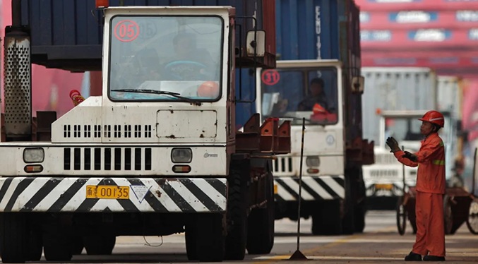 China intensifica sus controles sobre las importaciones de chips avanzados, según el FT