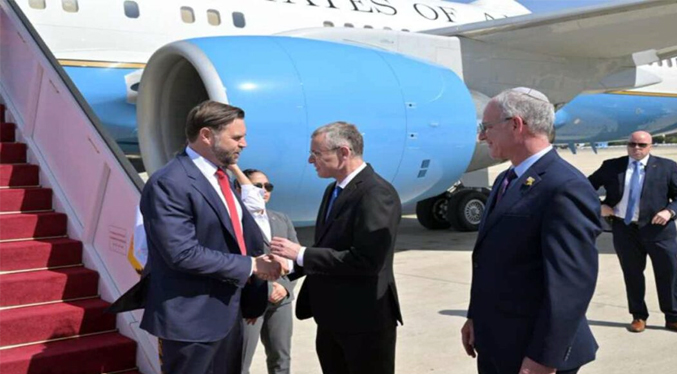 Vicepresidente JD Vance aterriza en Israel para supervisar acuerdo de alto el fuego