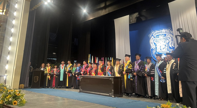 LUZ celebra 79 años de su reapertura con la entrega de la orden Jesús Enrique Lossada