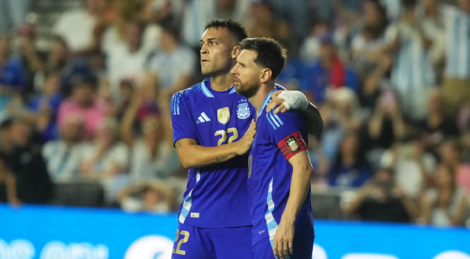 Argentina aplasta a Puerto Rico en regreso de Messi