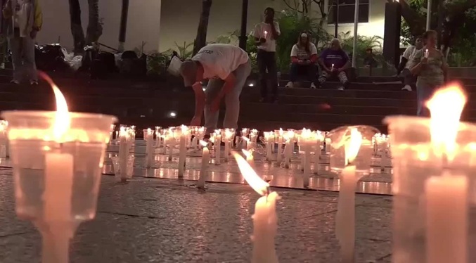 Venezolanos oran a sus próximos dos primeros santos por la libertad de «presos políticos»