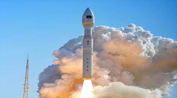 Pakistán lanza su primer satélite hiperespectral desde el centro de lanzamiento de China