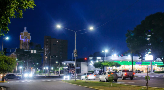 Gobernación ilumina casi 100 km de vialidad en Maracaibo en sus primeros 100 días de gestión