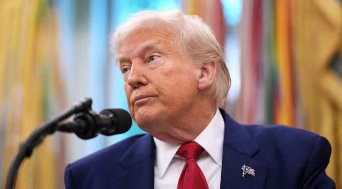 Cierra gobierno de Trump tras fracaso presupuestal en el Senado