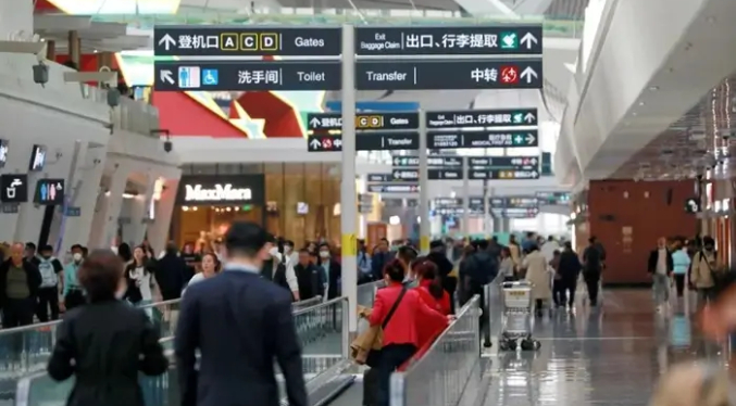 China estrena una visa para atraer talento tecnológico extranjero