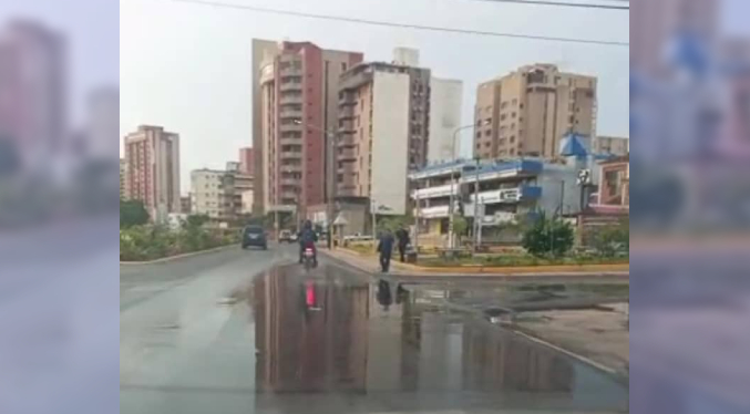 Alcaldía de Maracaibo hace llamado de atención a responsables por botes de agua