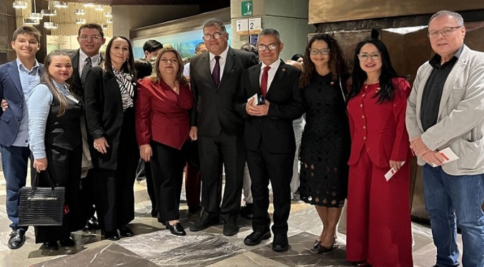 Venezuela y México fortalecen lazos culturales con convenio editorial y gira de la Orquesta “Simón Bolívar”