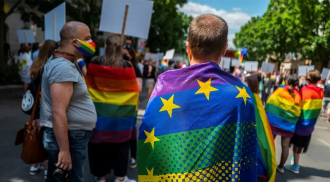 La UE quiere tomar medidas contra las terapias de conversión