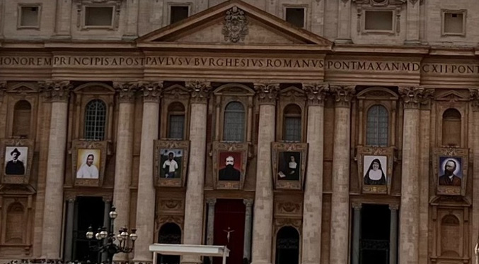 Revelan las imágenes de los primeros santos venezolanos en la Basílica de San Pedro