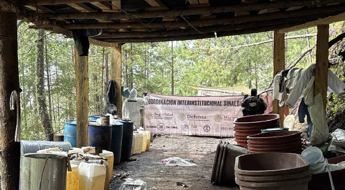 Marina en México da golpe al narco por más de $15 millones al desmantelar megalaboratorio