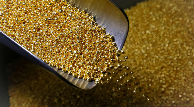 Futuros del oro superan por primera vez los cuatro mil dólares por onza