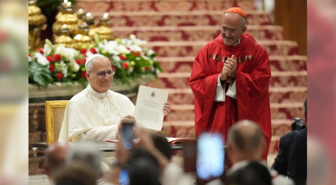 El Papa insta a maestros católicos a priorizar la vida espiritual sobre los logros profesionales