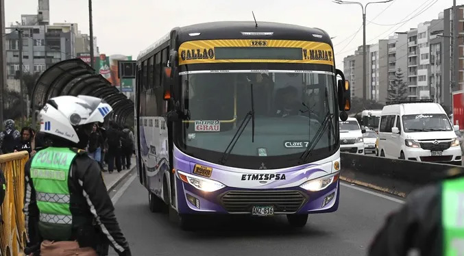 «Nos están matando», dicen los transportistas de Lima atacados por el crimen organizado
