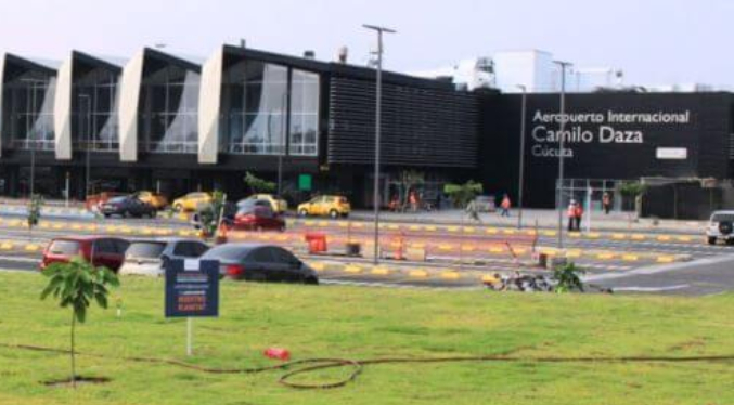 Colombia se convierte en la ruta de salida para pasajeros varados en Venezuela