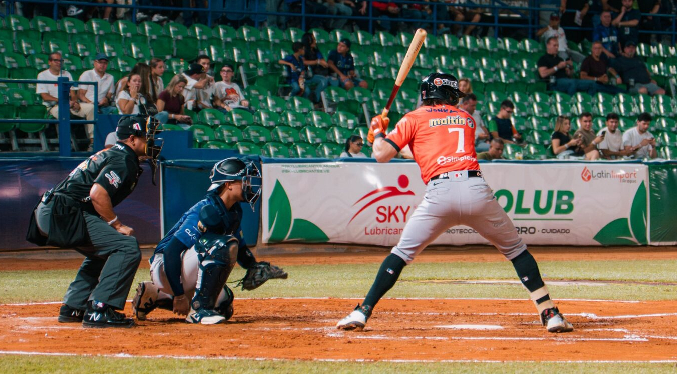 Águilas triunfan en Barquisimeto y comparte el segundo lugar de la tabla