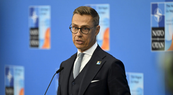 Presidente finlandés dice que no habrá alto el fuego pronto en Ucrania