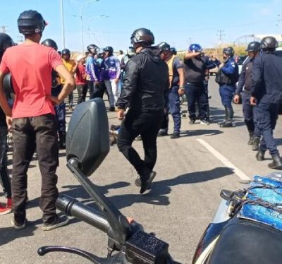 Un septuagenario muerto y dos bomberos forestales lesionados en accidente en Coro