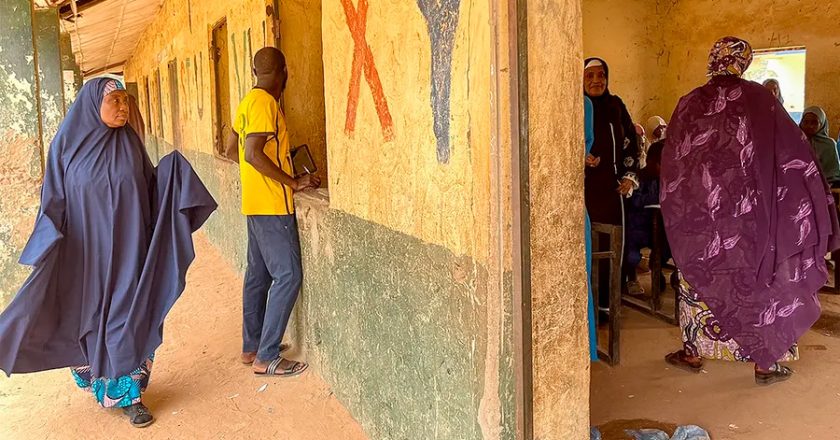 Ascienden a 303 los estudiantes secuestrados de un internado de Níger al norte de Nigeria