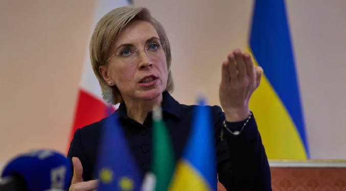 Ucrania pide al Vaticano formalizar mediación para retorno de ciudadanos retenidos por Rusia