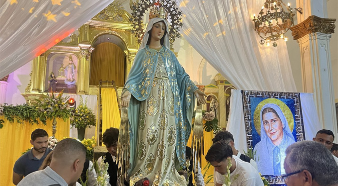 Un llamado de fe y oración: La Milagrosa baja para reencontrarse con su pueblo