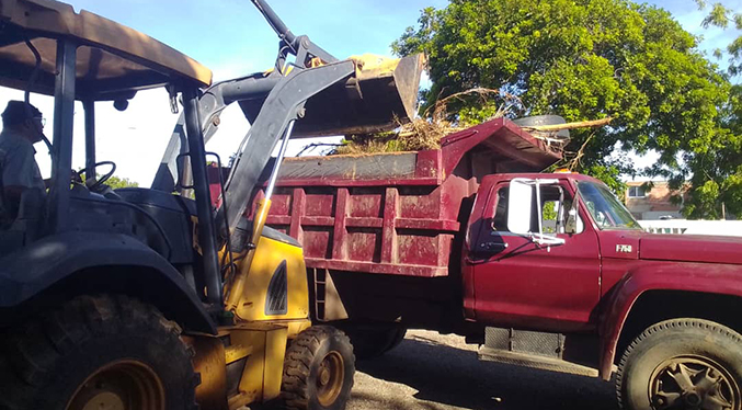 Alcaldía de Maracaibo tiene operativos de limpieza fijos en parroquia Juana de Ávila