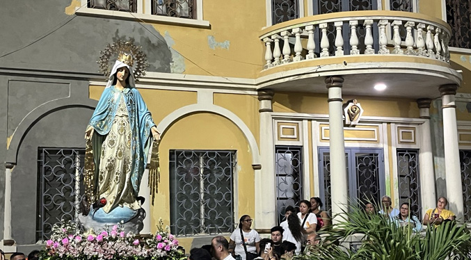 Con unión y esperanza celebran el Día de la Virgen de la Medalla Milagrosa