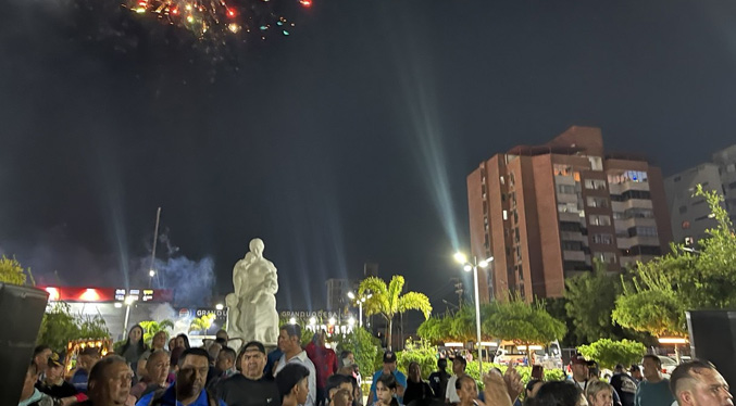 Alcalde Di Martino entrega rehabilitada la Plaza de La Madre en Maracaibo