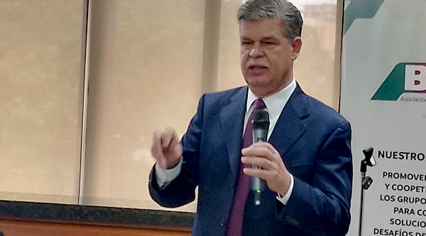 Pedro Pacheco: Bancos venezolanos necesitan avanzar en materia de equidad