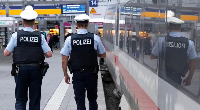 Alemania ejecuta allanamientos por falsas amenazas de bomba